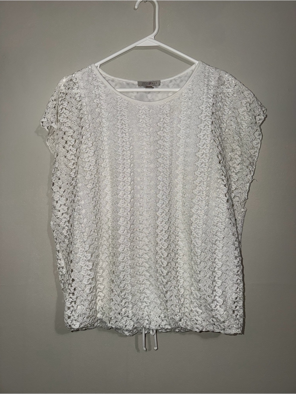 Roz & Ali White Floral Crochet Lace Short Sleeve Top – Size L